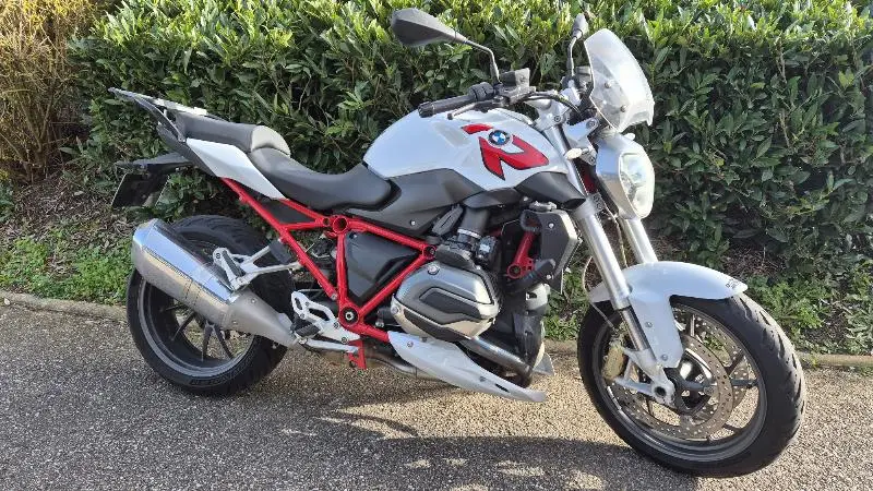 R 1200 R 2015