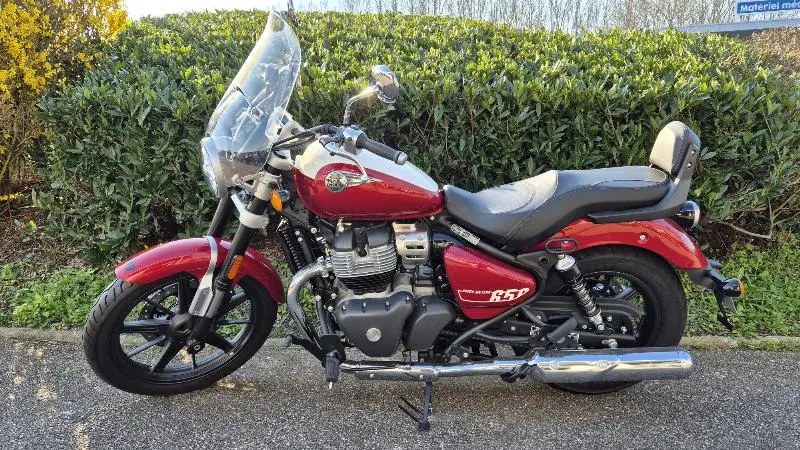 SUPER METEOR 650