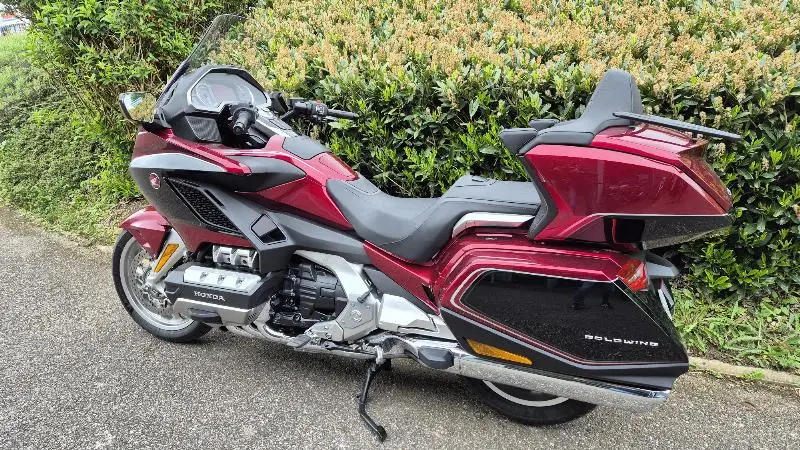 GL 1800 GOLDWING AIR BAG GPS