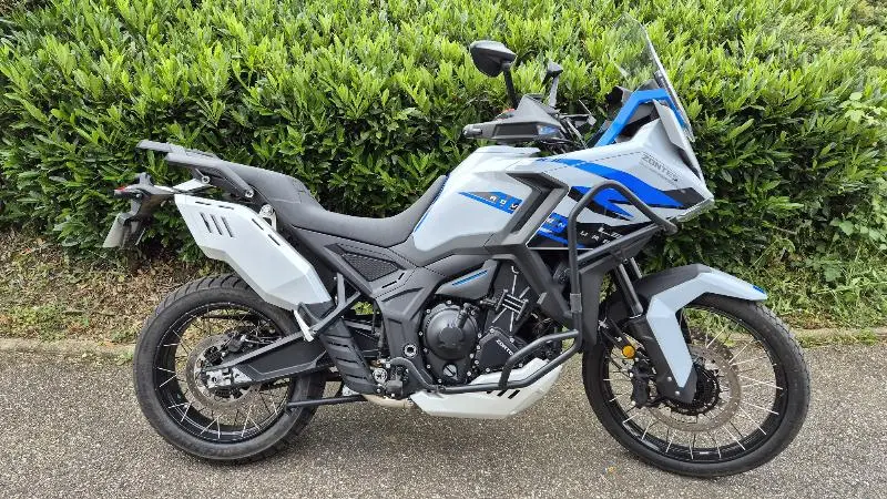 ZT 703 F