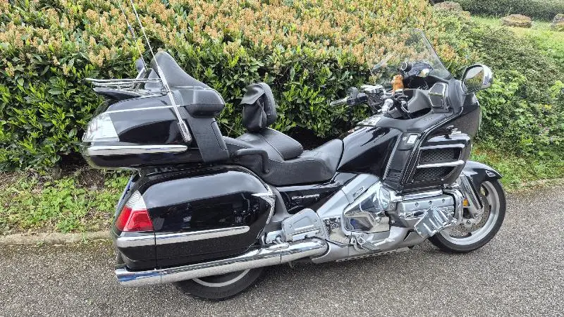 GL1800 GOLDWING
