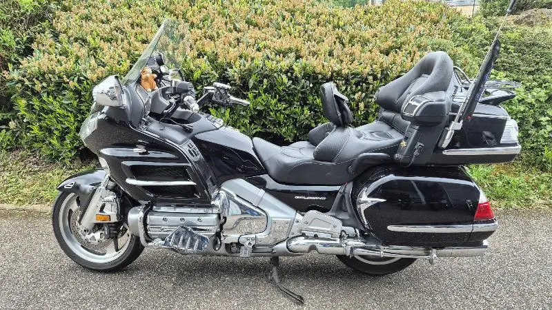 GL1800 GOLDWING