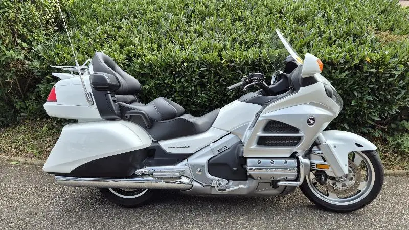 GL 1800 GOLDWING