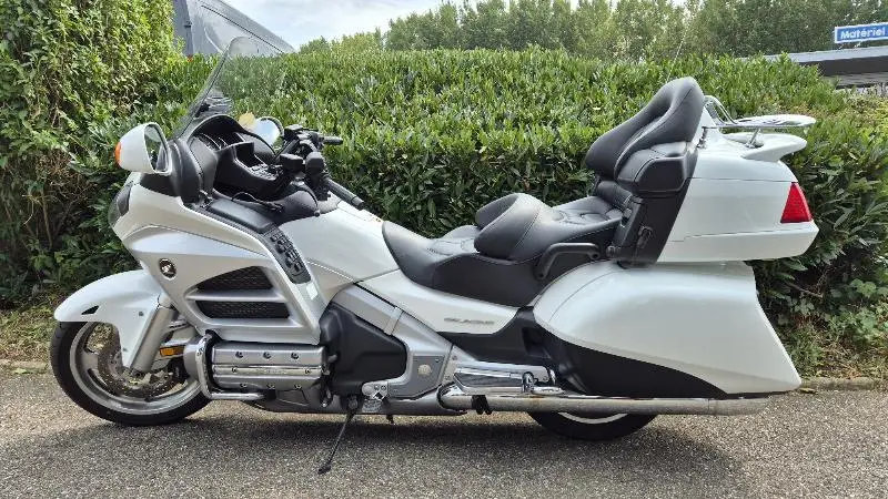 GL 1800 GOLDWING