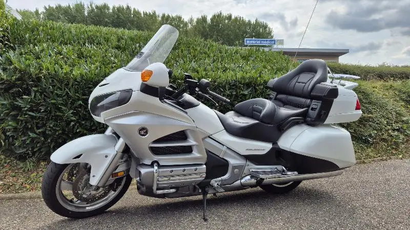 GL 1800 GOLDWING