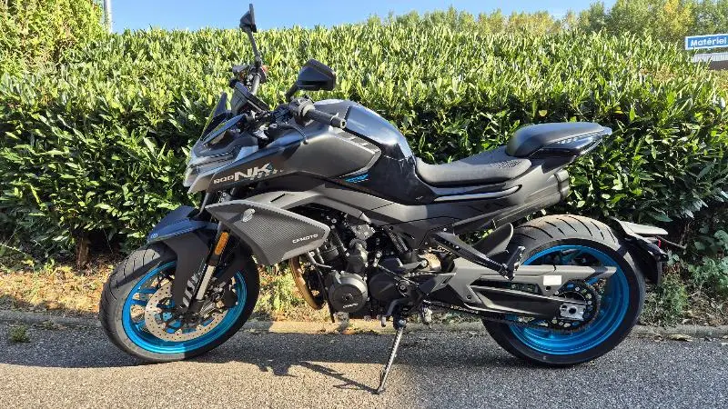 NK 800 SPORT