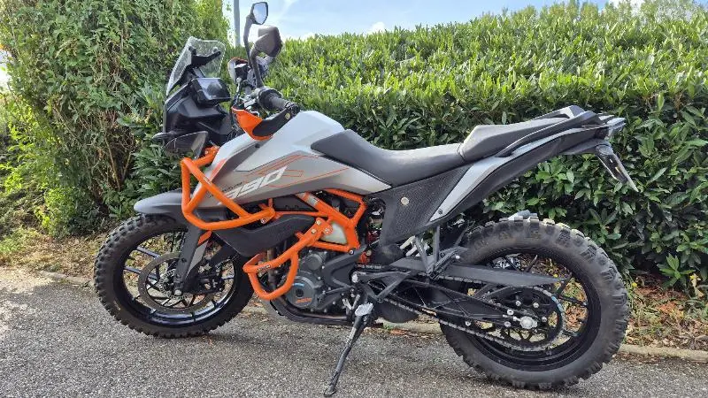 390 ADVENTURE