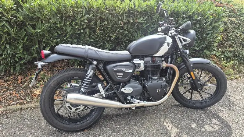 SPEED TWIN 900