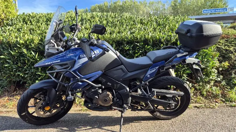 DL VSTROM 1050