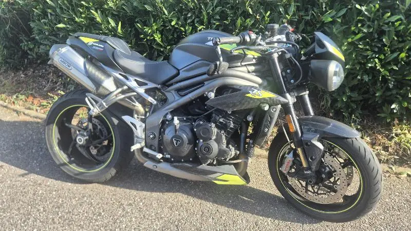 SPEED TRIPLE 1050 RS