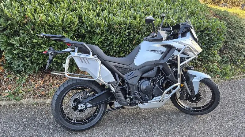 ZT 703 F