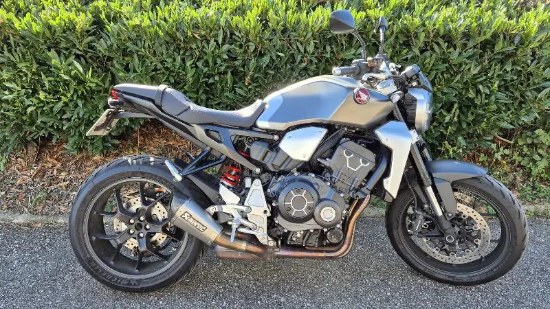 CB 1000 RA