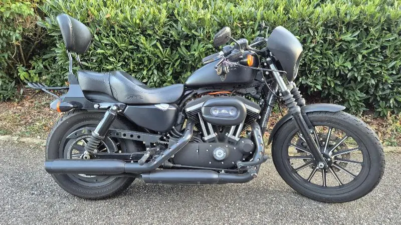 SPORTSTER 883