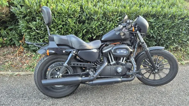 SPORTSTER 883