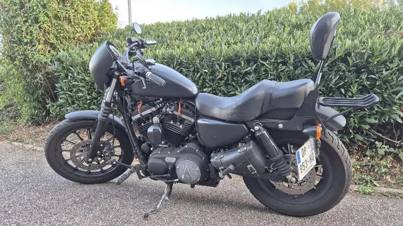 SPORTSTER 883