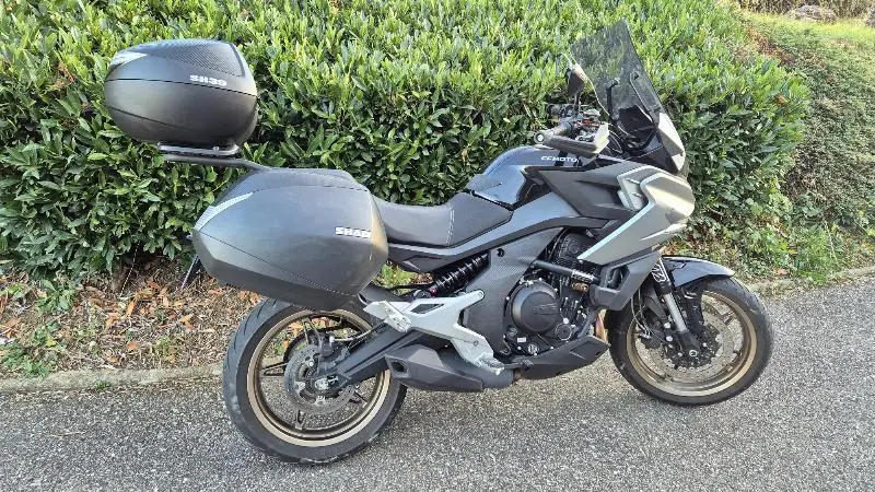MT 700