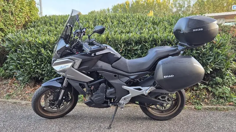 MT 700