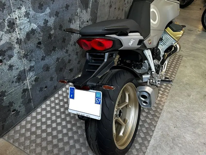 V100 Mandello Aviazione Navale