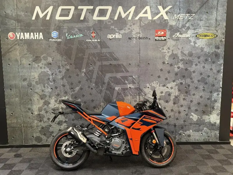 RC 390 ABS 2024