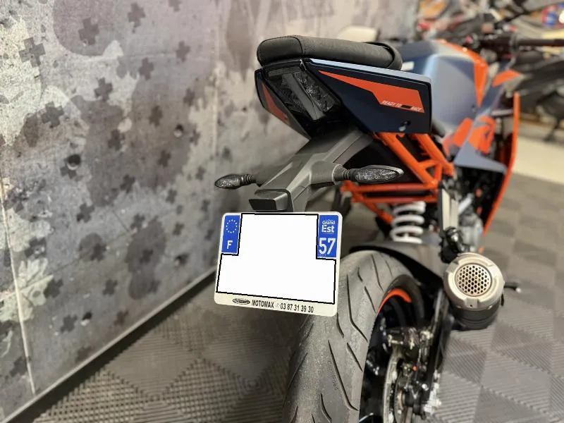 RC 390 ABS