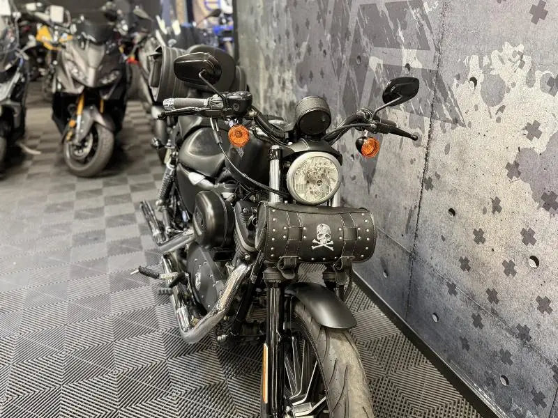SPORTSTER 883