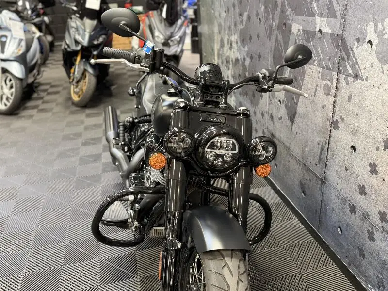 CHIEF 1900 BOBBER DARK HORSE