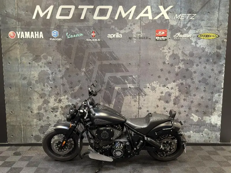 CHIEF 1900 BOBBER DARK HORSE
