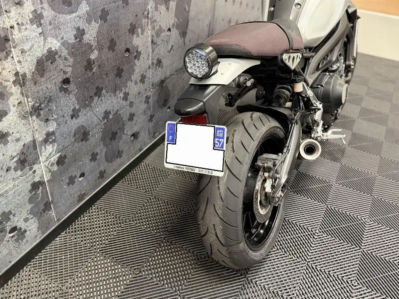 XSR 900