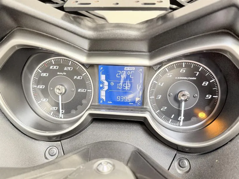 XMAX 300 TECH MAX