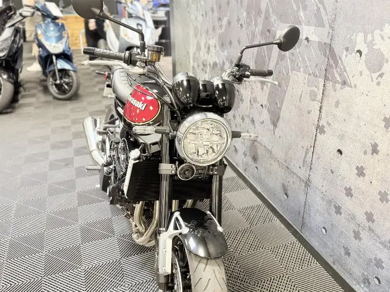 Z 900