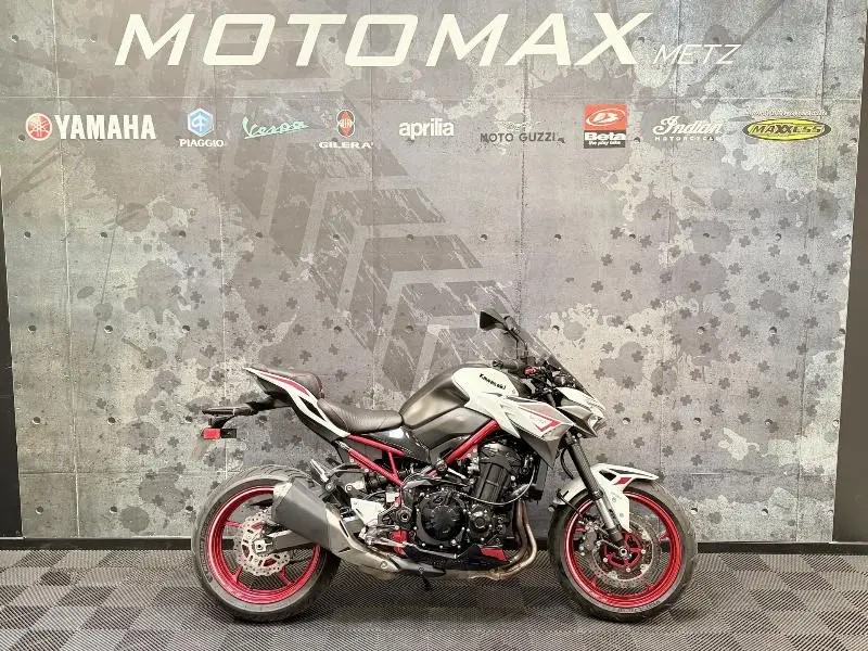 Z 900