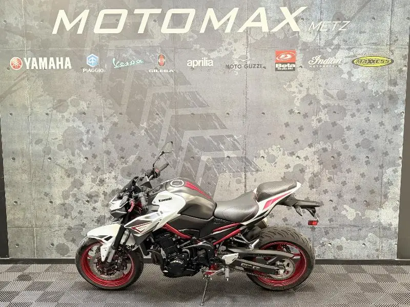 Z 900