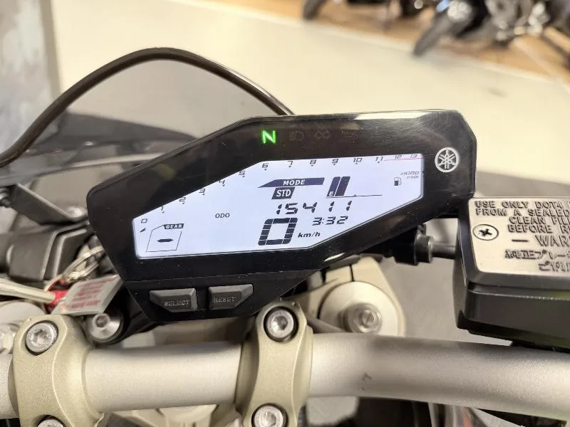 MT09
