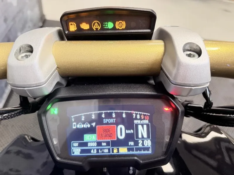 XDIAVEL S