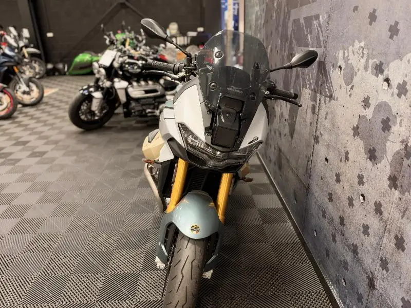 V 100 MANDELLO S