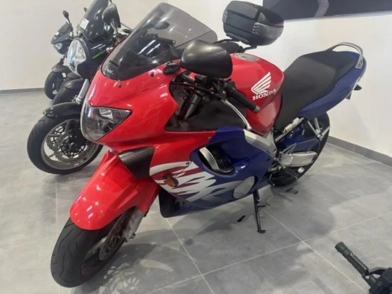 CBR 600 F