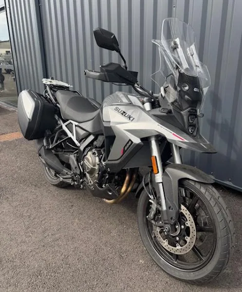 DL VSTROM 800DE