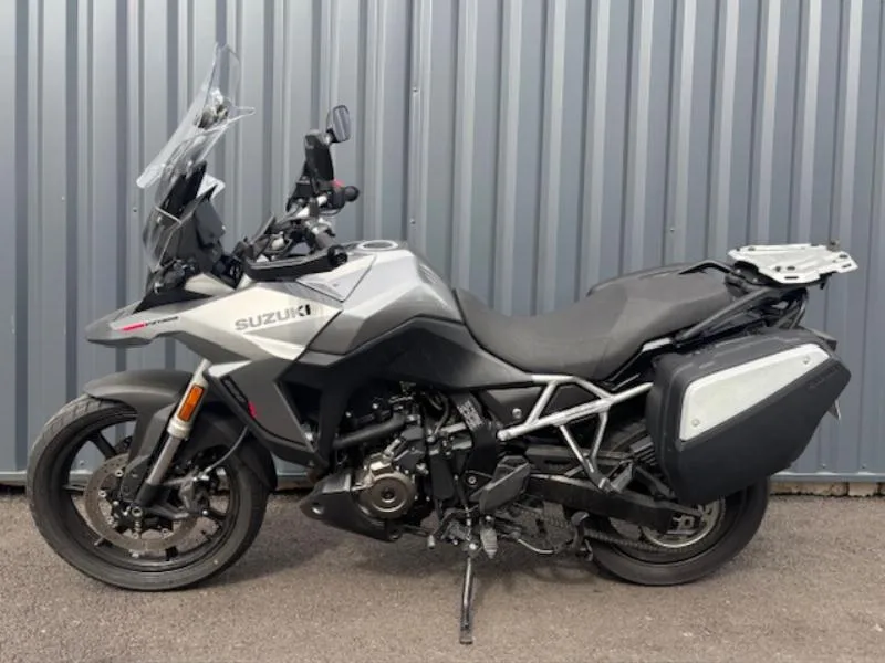 DL VSTROM 800DE