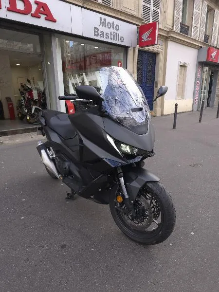 NSS FORZA 750 2025