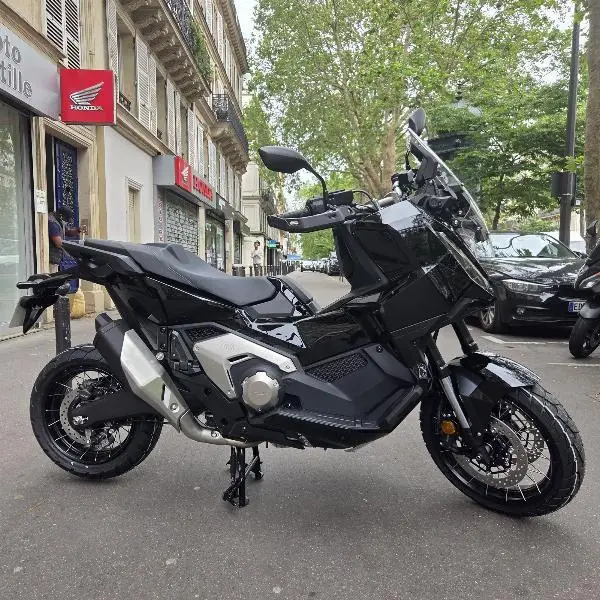 XADV 750