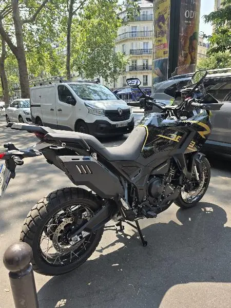 ZT 703 F