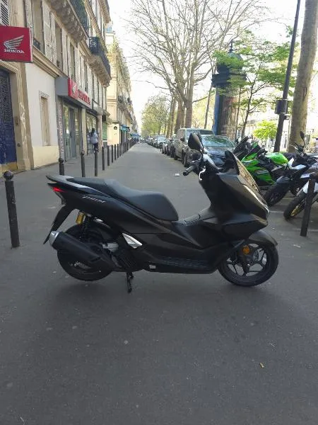 PCX 125