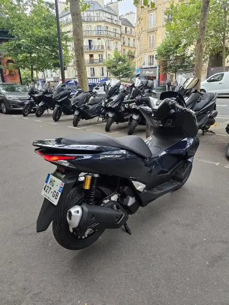 PCX 125