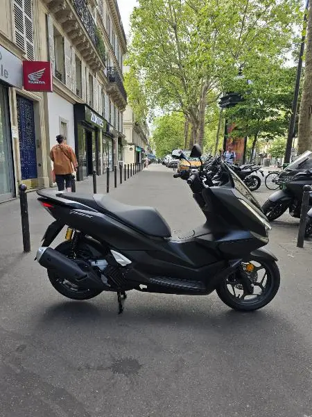 PCX 125