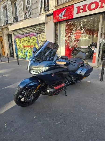 GL1800 GOLDWING