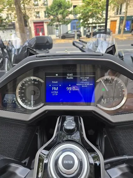 GL 1800 GOLDWING TOURING DCT