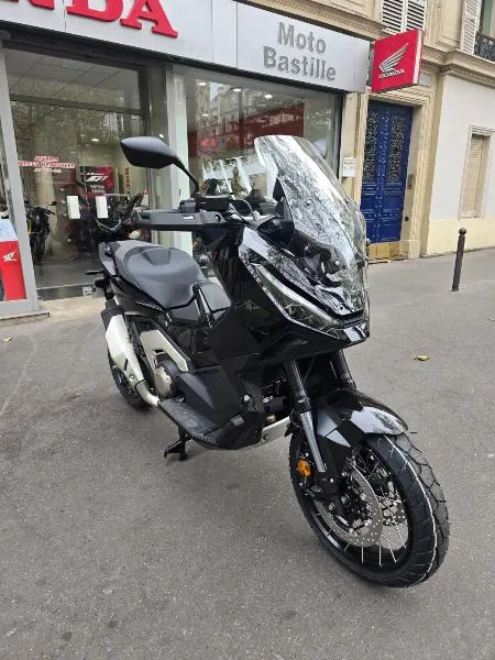 XADV 750 DCT