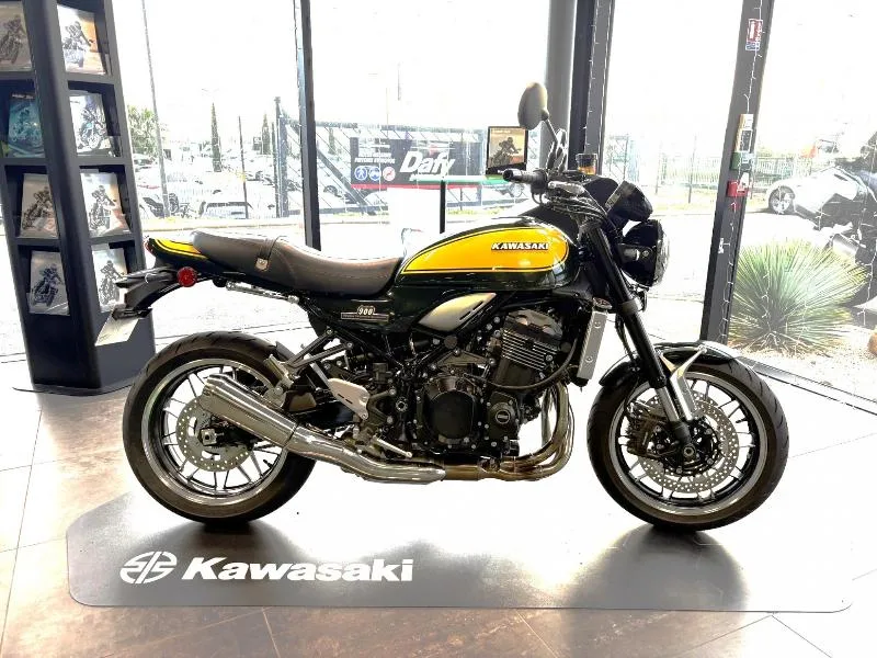 Z 900