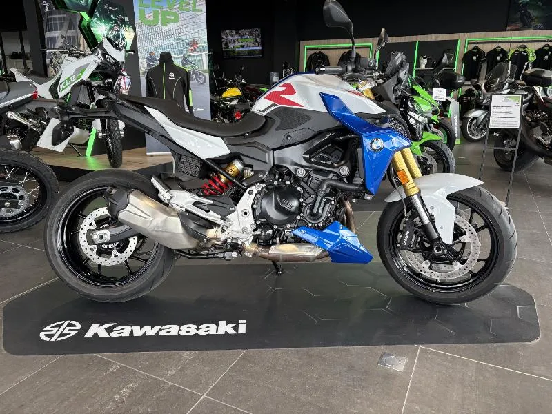 F 900 R 2023