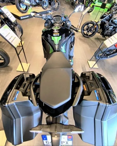 NINJA 1100SX